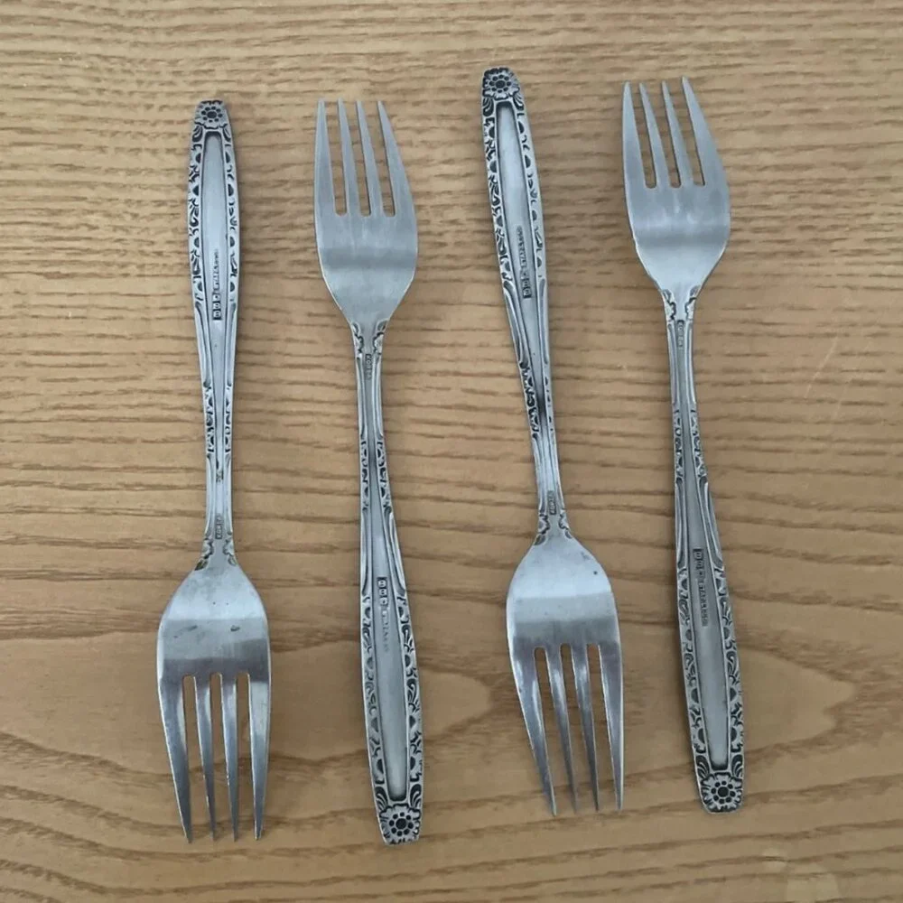 Imperial International IIC Misty Morn Pattern 4 Dinner Forks Ornate Floral Korea